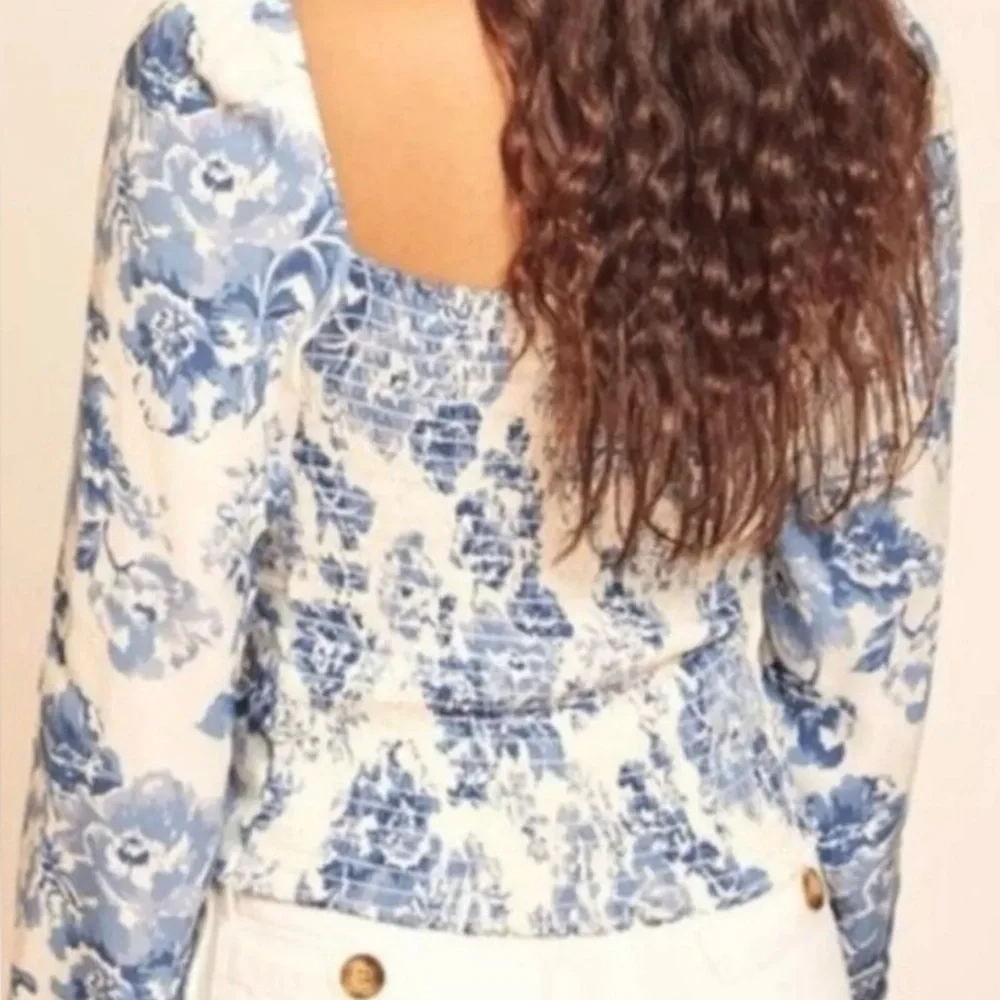 Women’s  Reformation Reign Top in Olympia size 2 - Picture 2 of 15